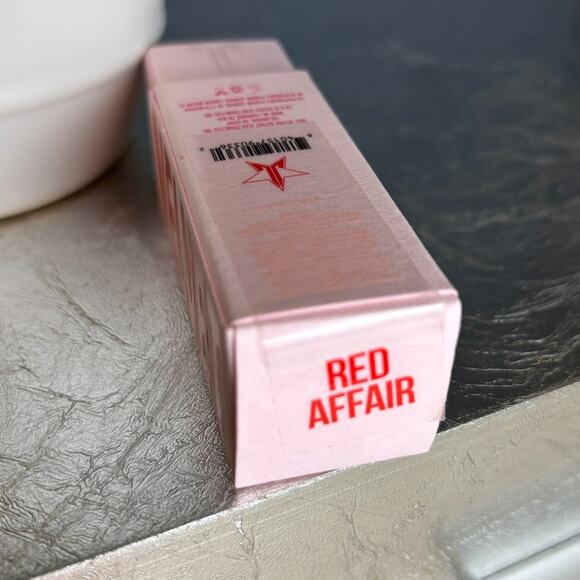 Jeffree Star Velvet Trap Red Affair Electric Red Matte Lipstick New In Box - Picture 7 of 8